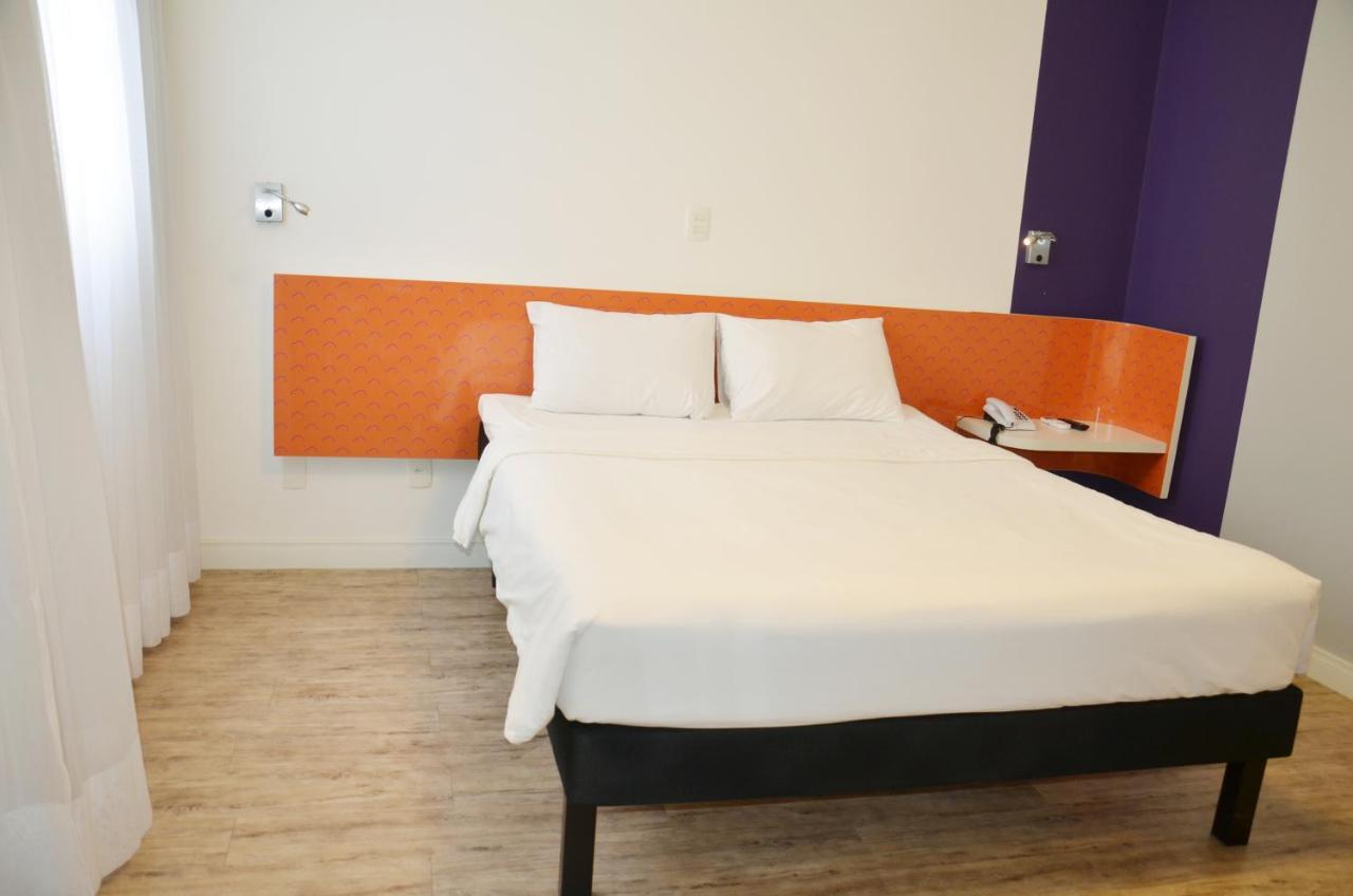 Готель Ibis Styles Balneario Camboriu - 1 Quadra Do Mar Екстер'єр фото